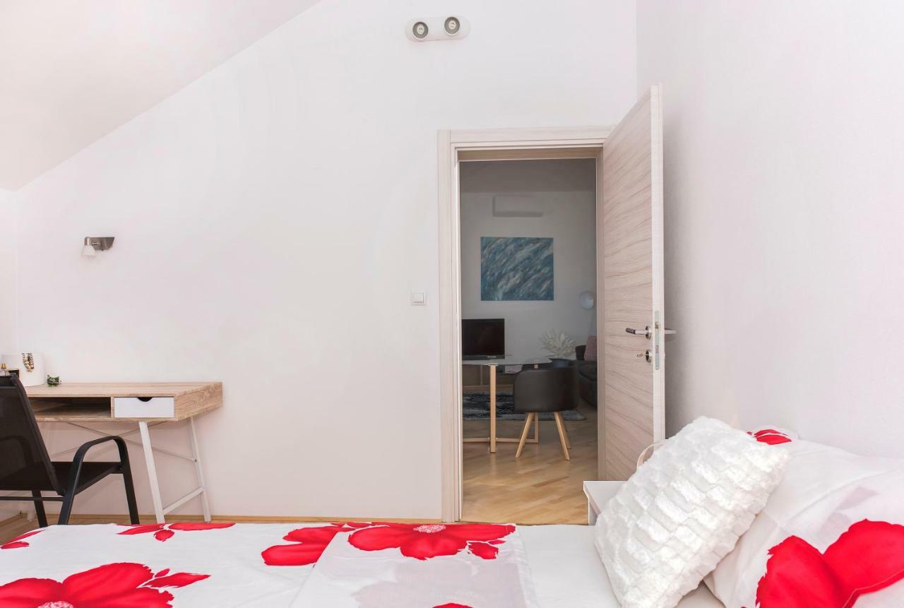 Apartman Kurika Šibenik Eksteriør billede